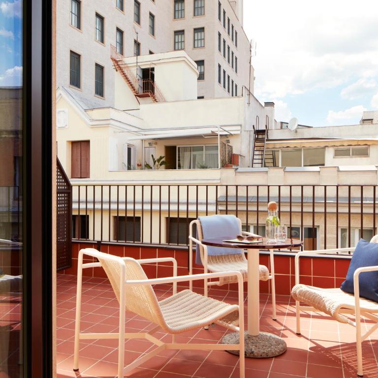 Numa Madrid Fuencarral - Medium Studio with Kitchenette and Terrace - 1