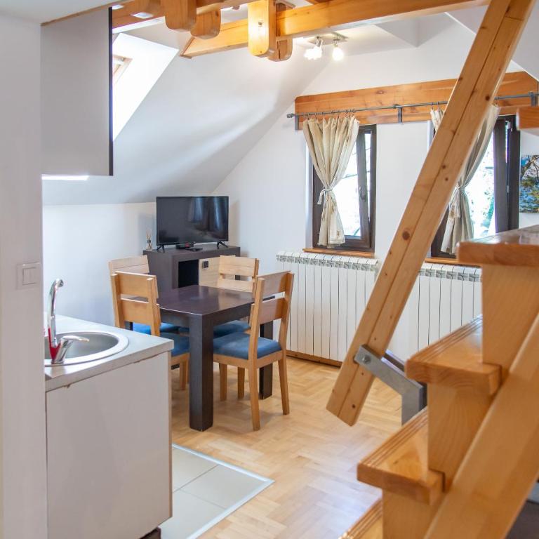 Vila Plamenac - One-Bedroom Apartment (3 Adults) - 4