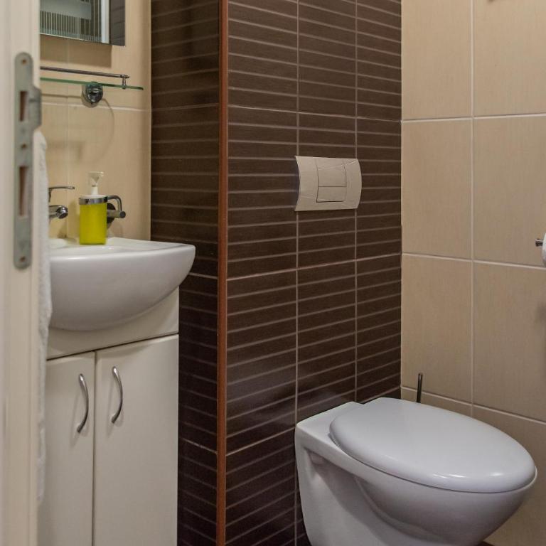 Vila Plamenac - One-Bedroom Apartment (2 Adults) - 9