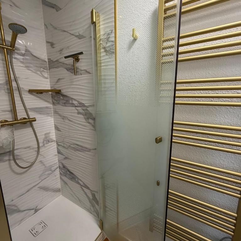 Les Dorures du Château, Appartement de Prestige - Appartement 1 Chambre - 7