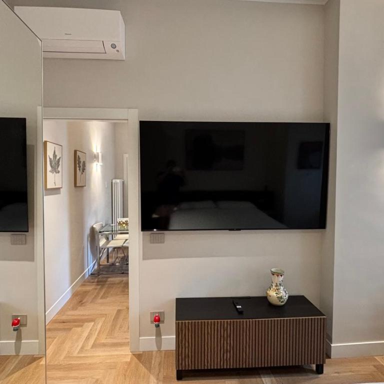 ITALIANSTAYRENTALS Porta Vittoria - Appartamento Superior con 1 Camera da Letto e Balcone - 25