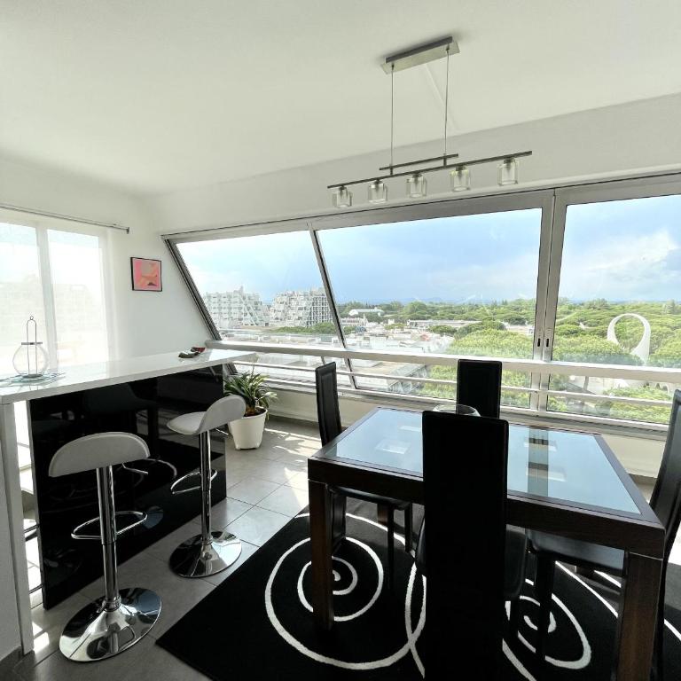 Residence avec piscine, t4 pour 6 N113 - Appartement 3 Chambres Premium avec Balcon - 5