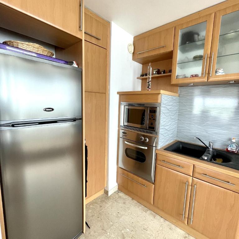 Residence avec piscine, t4 pour 6 N113 - Appartement 3 Chambres Premium avec Balcon - 7
