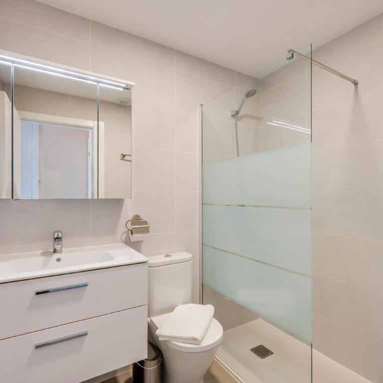 Two bedroom apartment with balcony in Estepona Gardens by Caseo - Apartment mit 2 Schlafzimmern und Balkon - 17
