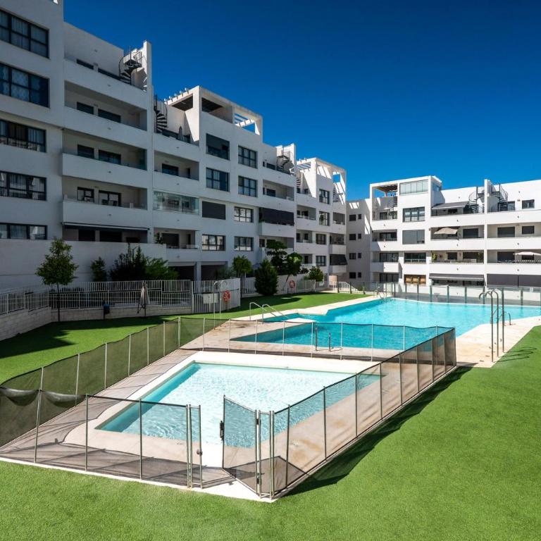 Two bedroom apartment with balcony in Estepona Gardens by Caseo - Apartment mit 2 Schlafzimmern und Balkon - 10