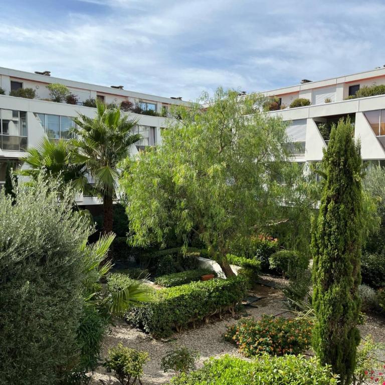Coeur de ville, t2 pour 4 N13 - Appartement 1 Chambre avec Balcon - 1