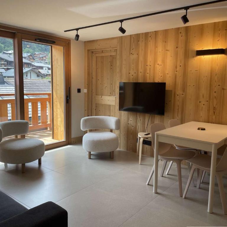 ARKOS 202 : très joli deux chambres pour 4/5 personnes au coeur de Morzine - Appartement - 1