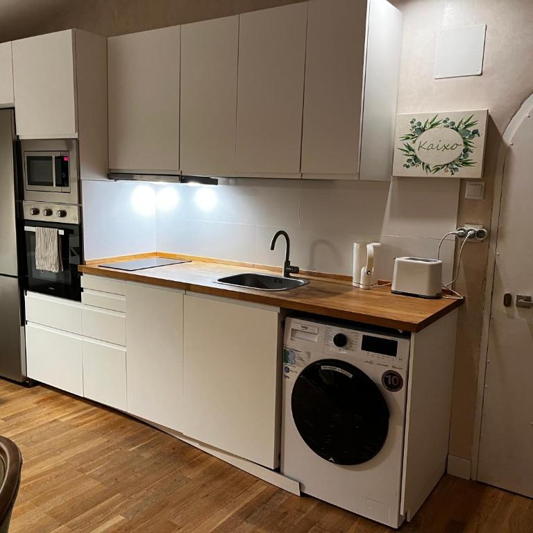 Villa en Urbanización Ciudad Ducal - Casa de 7 dormitorios - 27