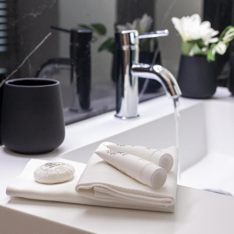 iFlat Obelisco Suite Sistina - Premium Vierbettzimmer - 1