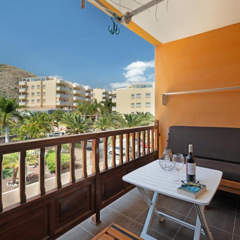 Cozy Seaside Palm Mar - One-Bedroom Premium Apartment with Ocean View - 1