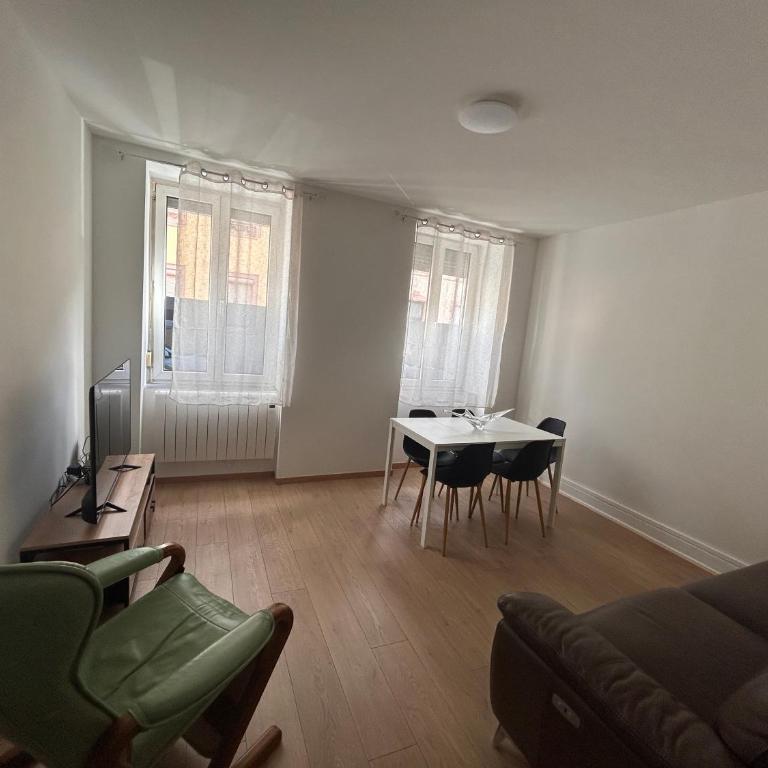 Fidélité - Two-Bedroom Apartment - 1