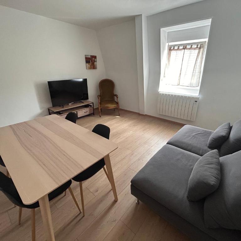 Fidélité - Two-Bedroom Apartment - 5