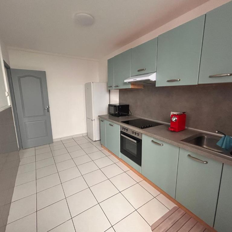 Fidélité - Two-Bedroom Apartment - 7