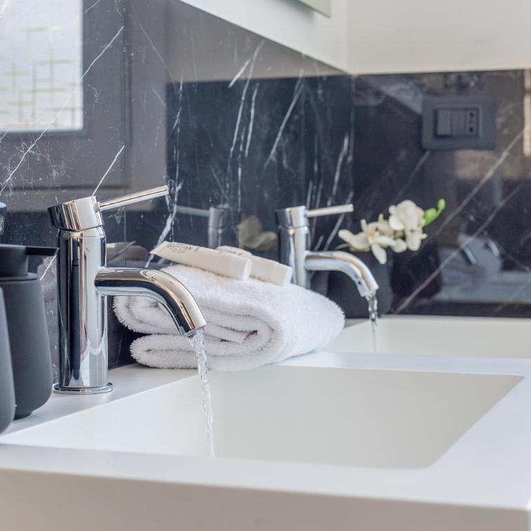 iFlat Obelisco Suite Sistina - Luxus Vierbettzimmer - 24