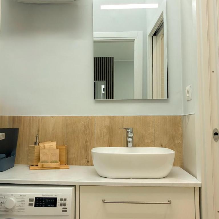 EasyHomeStayDucale StationFreeParking - Appartamento con 1 Camera da Letto - 20