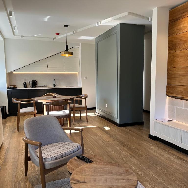 Modern Mountain 302 - One-Bedroom Apartment - 3