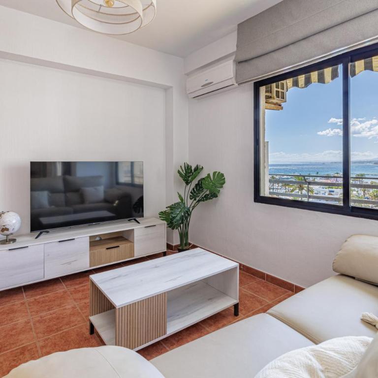Marbella Beachfront 1BR with Bathtub - Apartamento con vistas al mar - 2