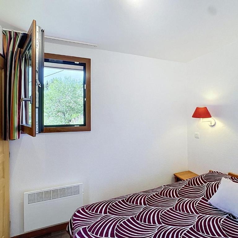Location 3 pièces, 6 pers, Les Menuires, pistes à proximité - Appartement 2 Chambres - 18