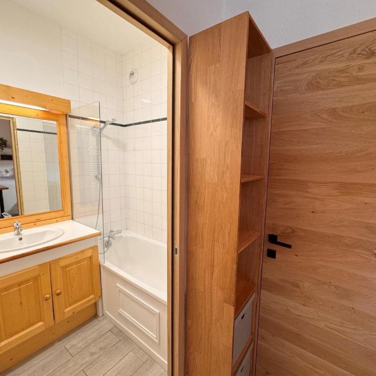Superbe 2 pièces pour 4 pers avec balcon sud, aux pieds des pistes - One-Bedroom Apartment - 15
