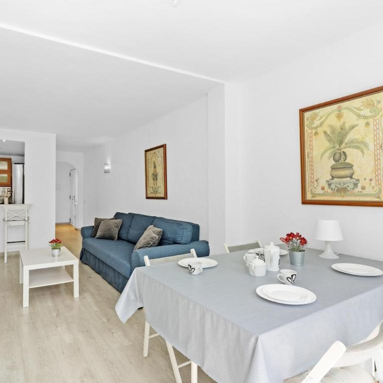 Sunny Apartment with Patio & Pool El Paraíso - Apartment mit 2 Schlafzimmern - 8