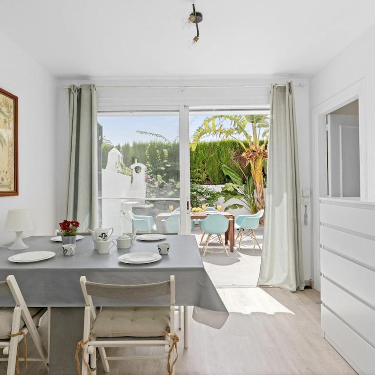 Sunny Apartment with Patio & Pool El Paraíso - Apartment mit 2 Schlafzimmern - 9