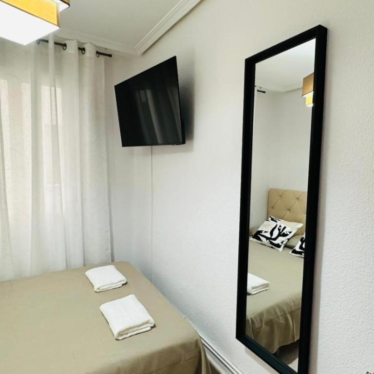 Alojamiento Alatriste - Habitación Doble - 5
