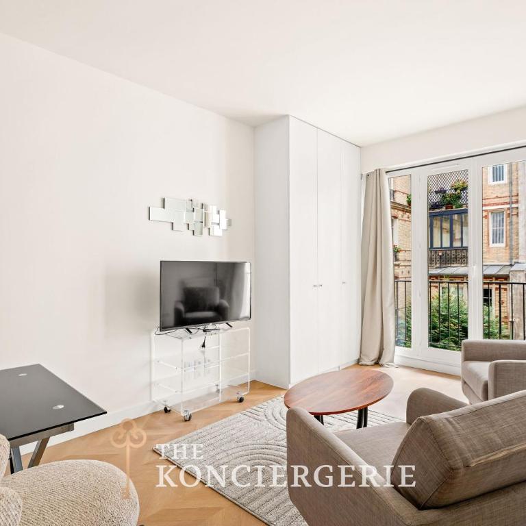 Joli pied a terre proche de Porte Dauphine - Appartement - 12