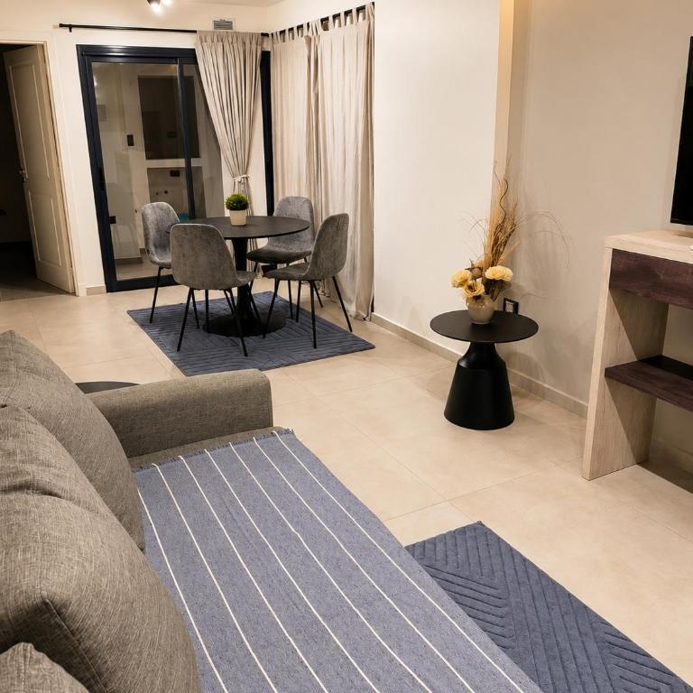 Departamento NVA CBA zona Oulton y S Allende con Pileta y Patio - One-Bedroom Apartment - 3