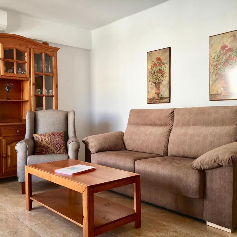 APARTAMENTO CON PISCINA en el centro - Apartamento de 2 dormitorios - 4