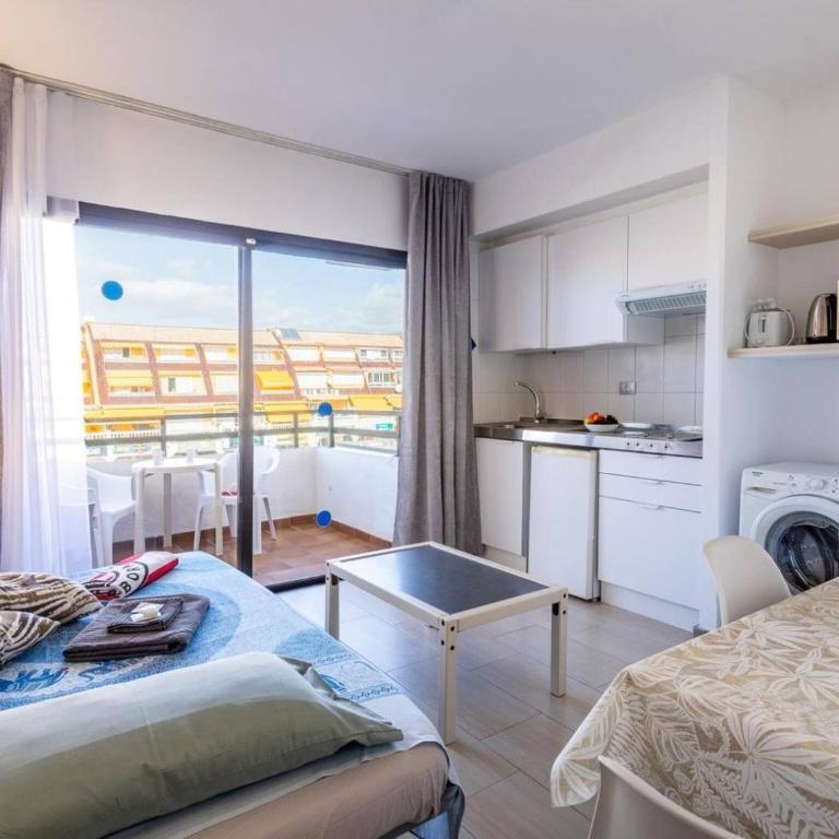Charming apartment with an excellent location - One-Bedroom Apartment - 1