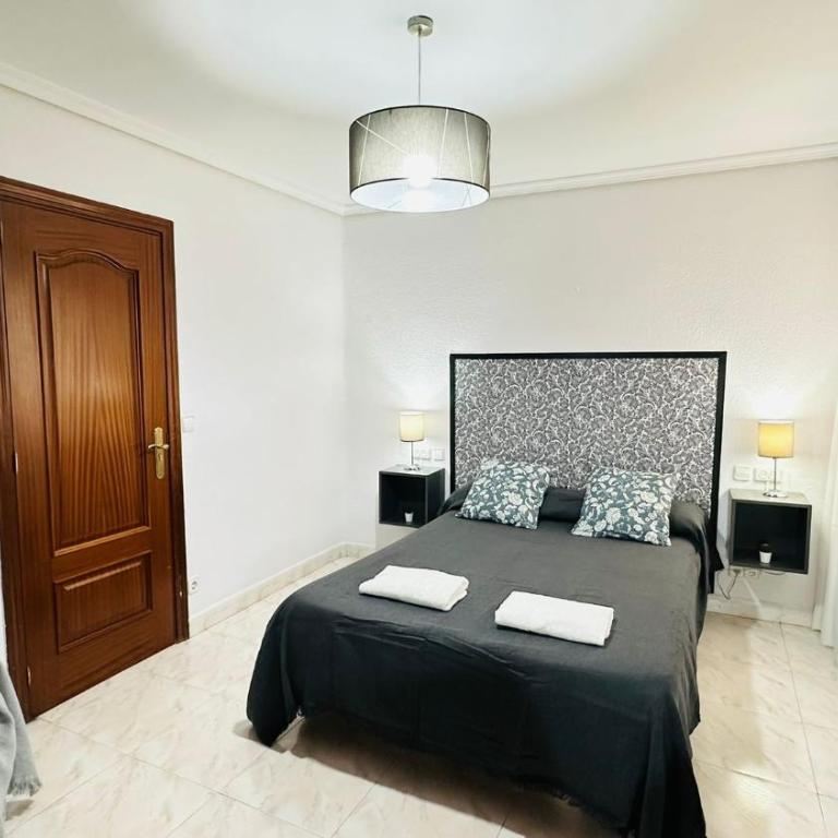 Alojamiento Alatriste - Habitación Doble con baño privado - 2