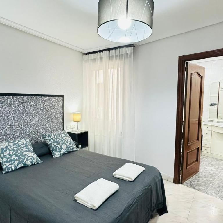 Alojamiento Alatriste - Habitación Doble con baño privado - 6