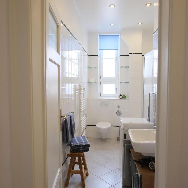 Gemütliche 2-Zimmer-Altbauwohnung - One-Bedroom Apartment - 5