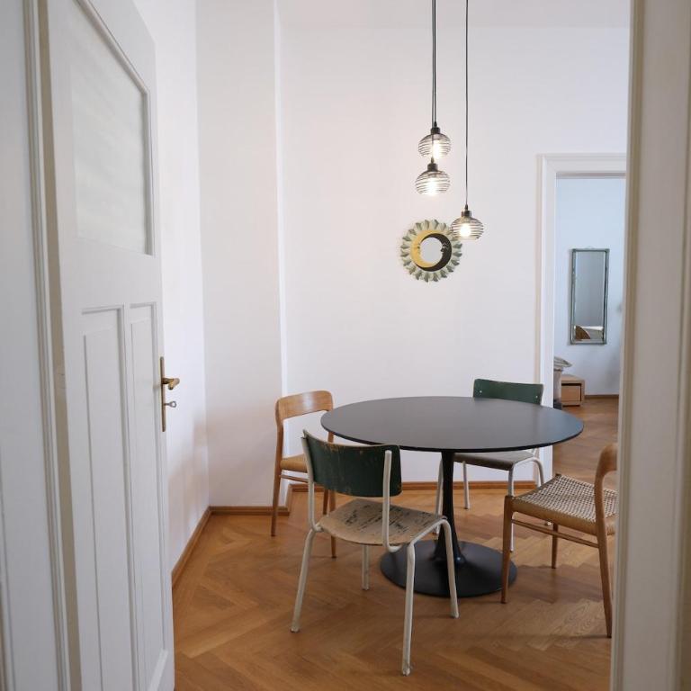 Gemütliche 2-Zimmer-Altbauwohnung - One-Bedroom Apartment - 18