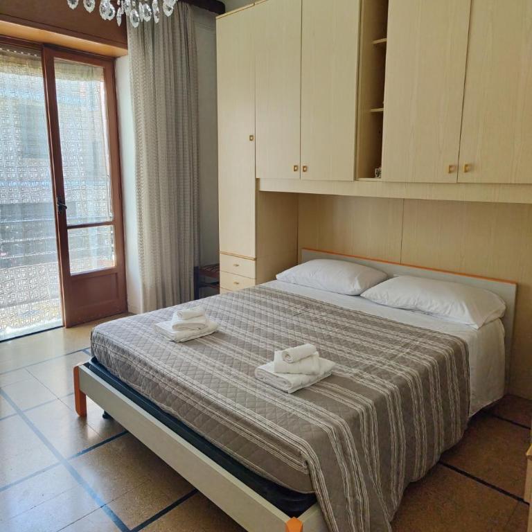 Appartamento Girasole - Two-Bedroom Apartment - 12