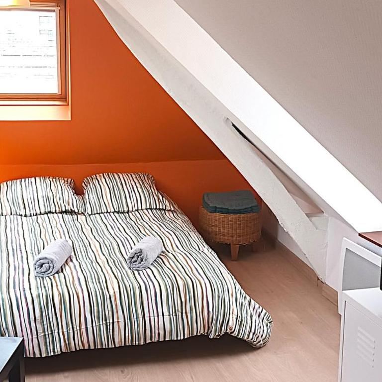 Les Toits de Grecourt - gare - wifi - centre-ville - Studio - 10