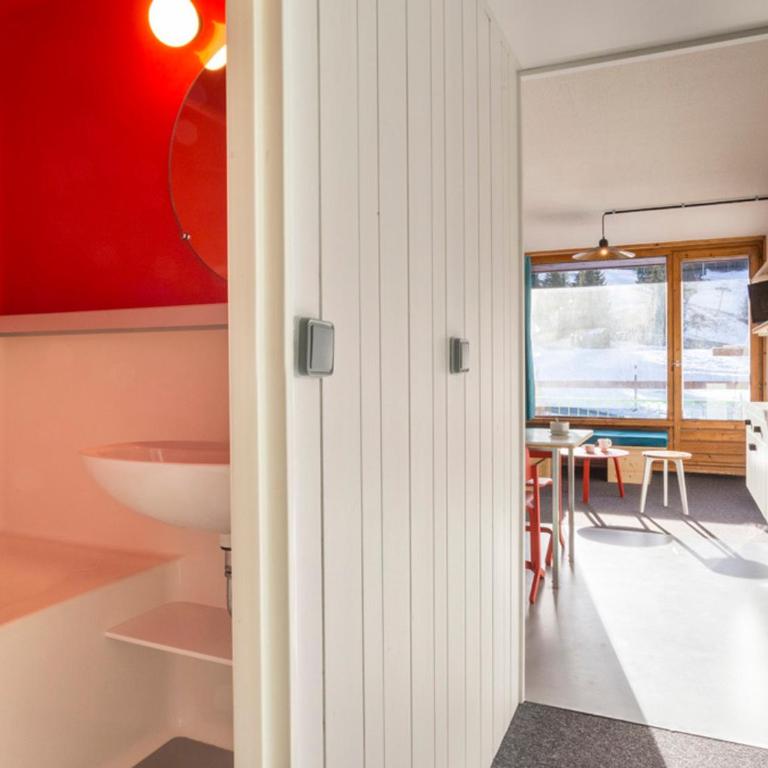 Studio rénové 5 pers · Ski aux pieds · Balcon · Animaux admis - Studio - 13