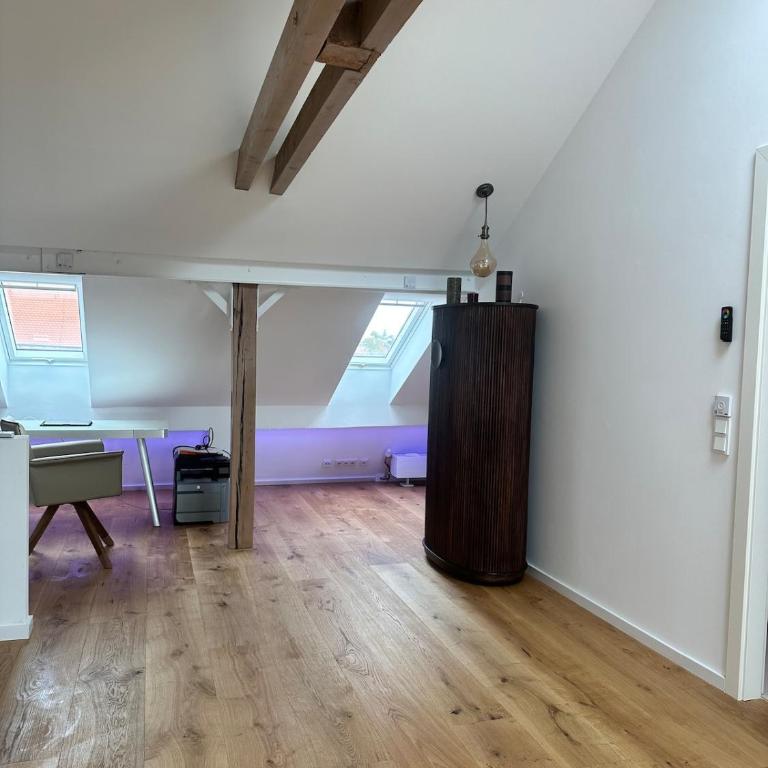 top located 1st-class penthouse with 3 rooms - Two-Bedroom Apartment with City View - 13
