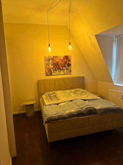 top located 1st-class penthouse with 3 rooms - Two-Bedroom Apartment with City View - 10