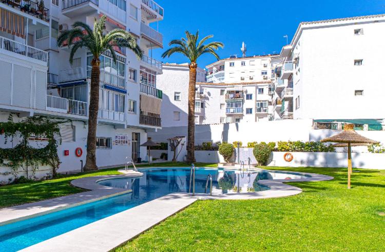 APARTAMENTO CON PISCINA en el centro - Apartamento de 2 dormitorios - 11
