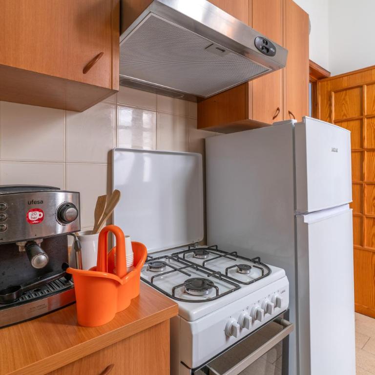 Casa Lucia - Three-Bedroom Premium Apartment with Balcony - 4
