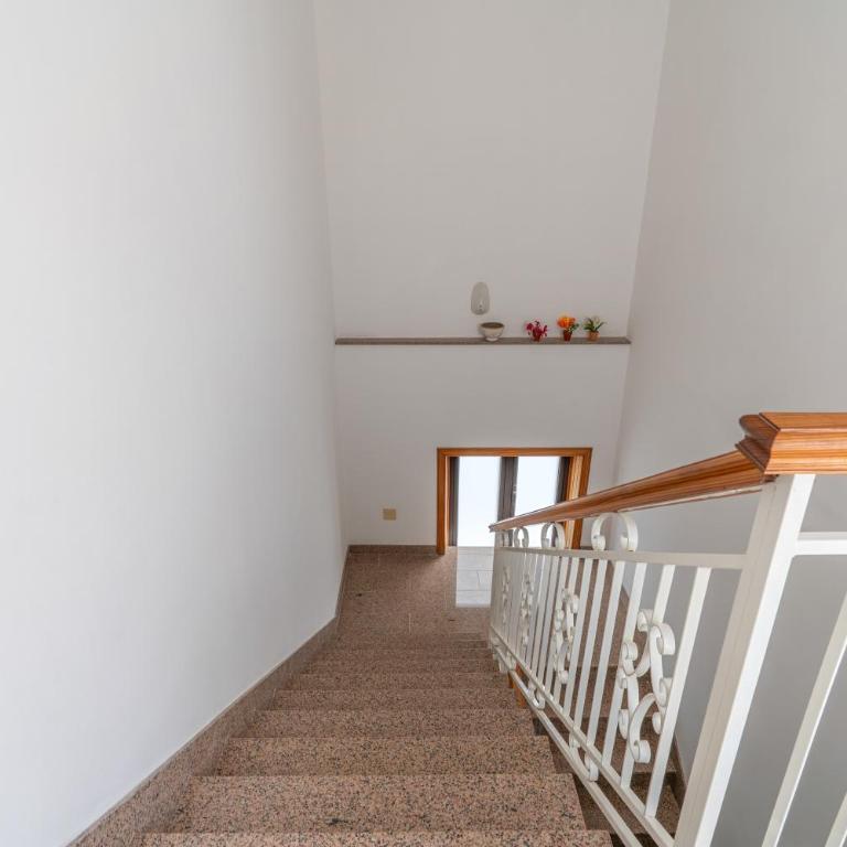 Casa Lucia - Three-Bedroom Premium Apartment with Balcony - 25