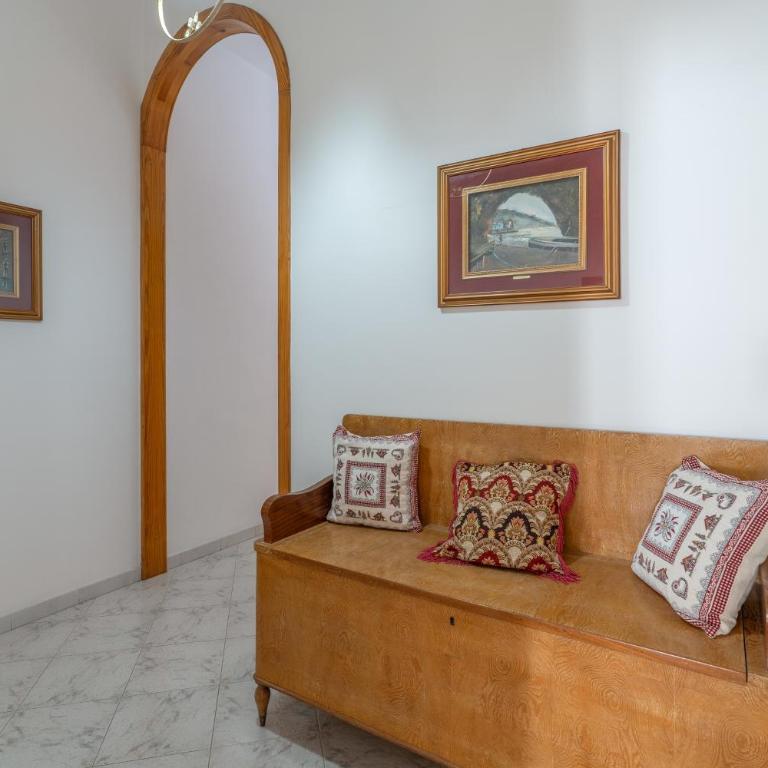 Casa Lucia - Three-Bedroom Premium Apartment with Balcony - 27
