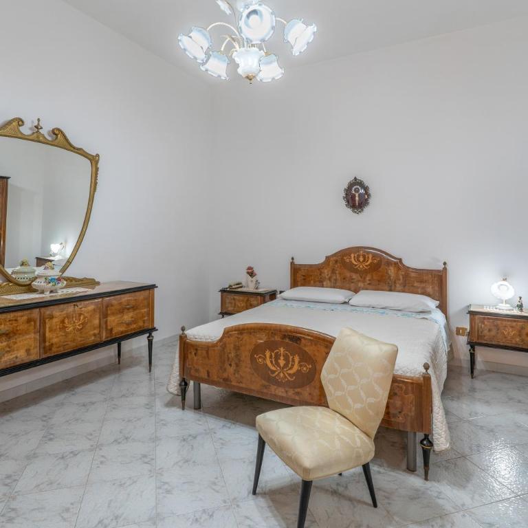 Casa Lucia - Three-Bedroom Premium Apartment with Balcony - 6