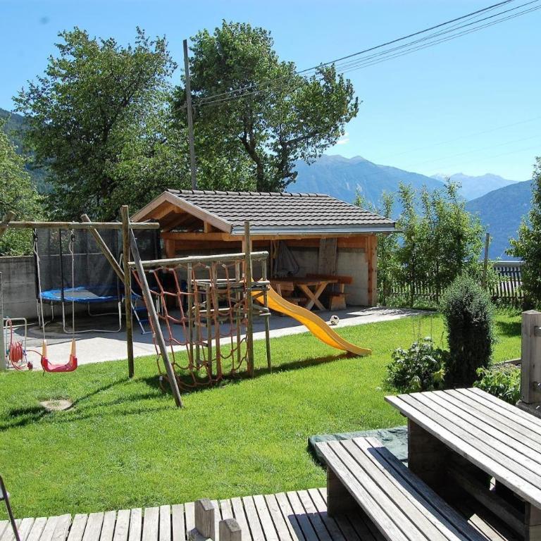 Morigglhof - Two-Bedroom Deluxe Apartment with Garden View - 2