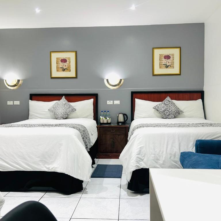 ACCEL Hotel La Quinta - Habitación Familiar - 4