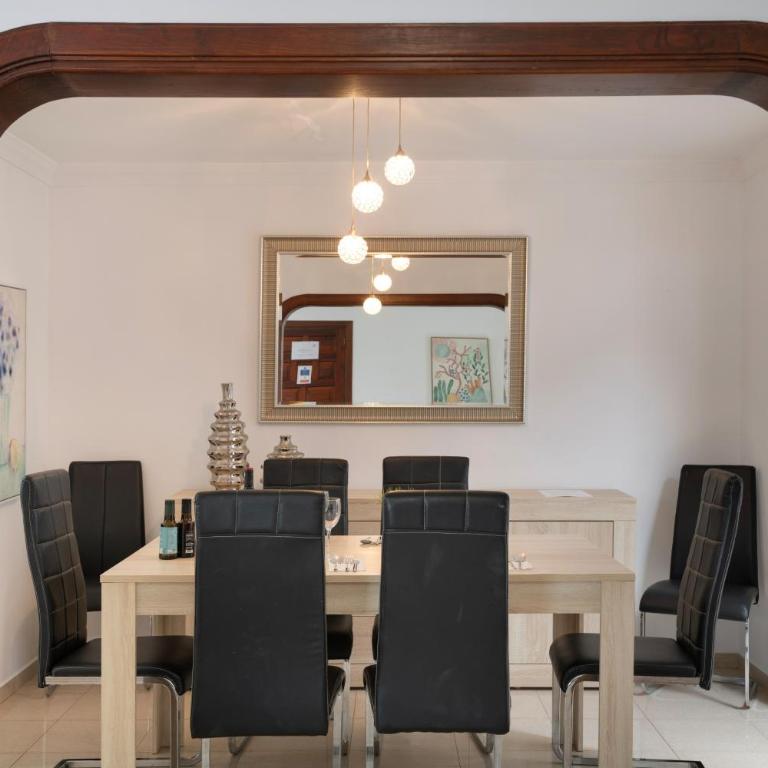 Villa Mirafondo - Six-Bedroom House - 2