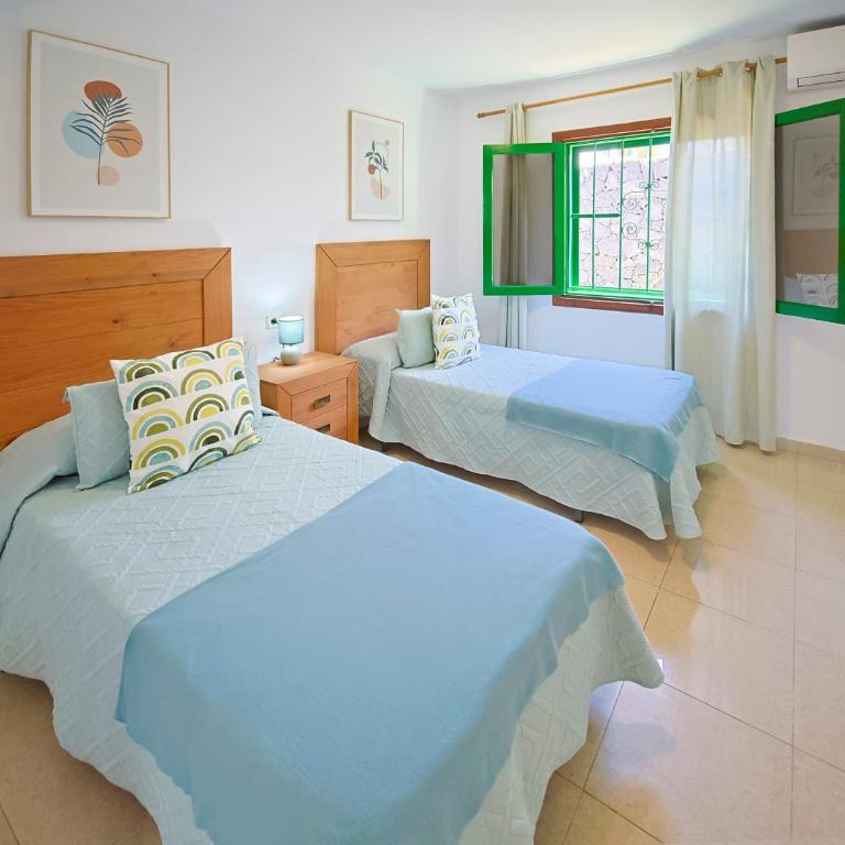 Villa Mirafondo - Six-Bedroom House - 22