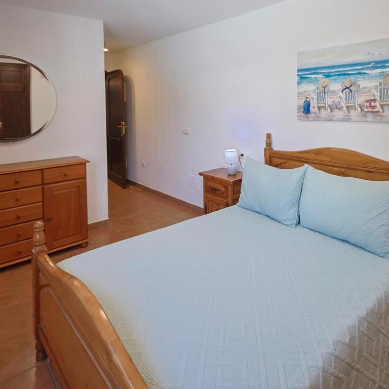 Villa Mirafondo - Six-Bedroom House - 39