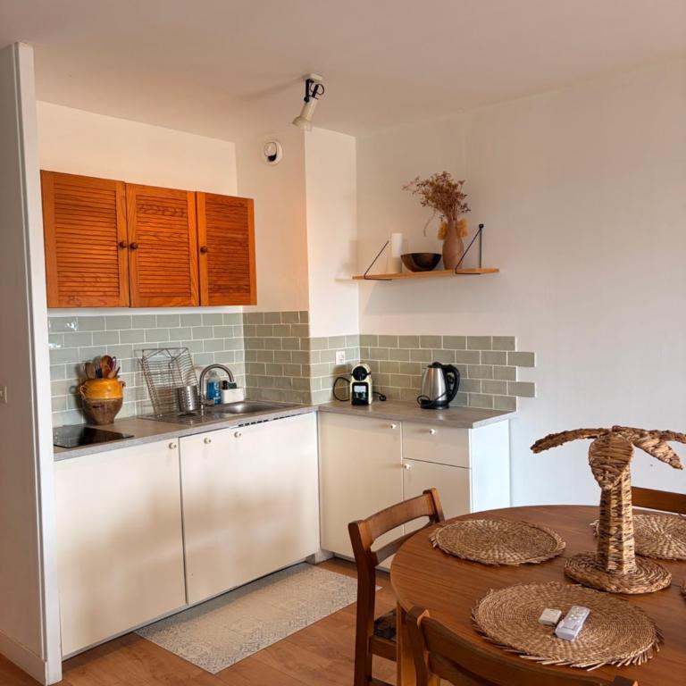 "Les Palmiers" Studio spacieux vue mer Terrasse & Parking - Appartamento con Vista Mare - 7